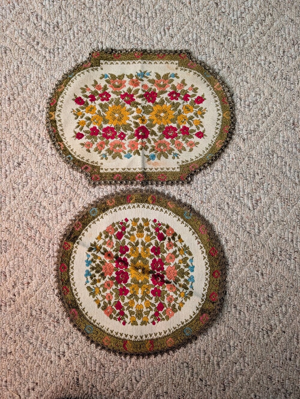 Vintage Aubusson Style Floral Needlepoint Placemats Doily Boho Cottagecore Vtg